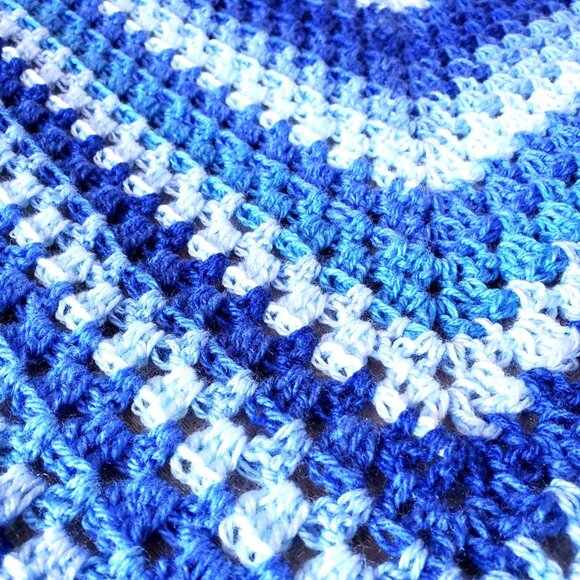 Crochet BABY BLANKET AFGHAN Lap Granny square 29" x 29" Blue Navy NEW Unisex - Picture 4 of 8